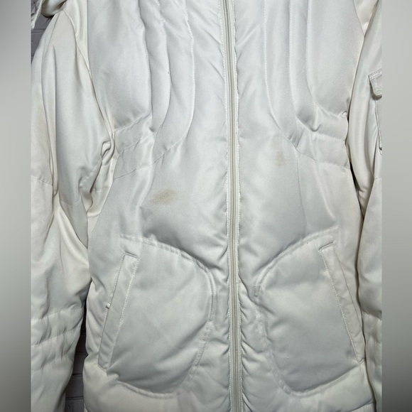 Cream white puffer coat with faux fur lined hood. Size Med. Super cute & cozy. - Picture 14 of 14